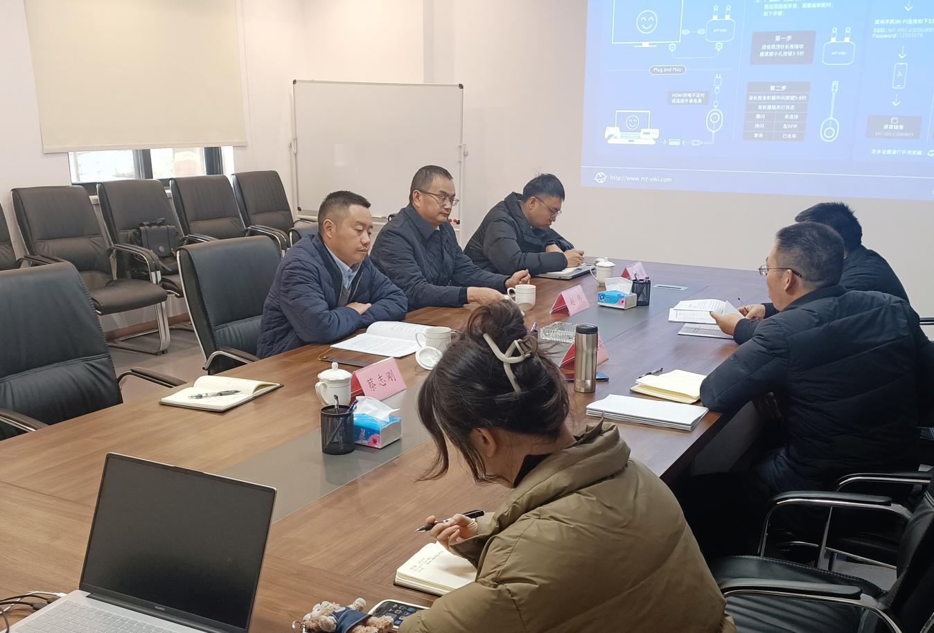 孙吓茁带队赴蜀芯猪公司调研