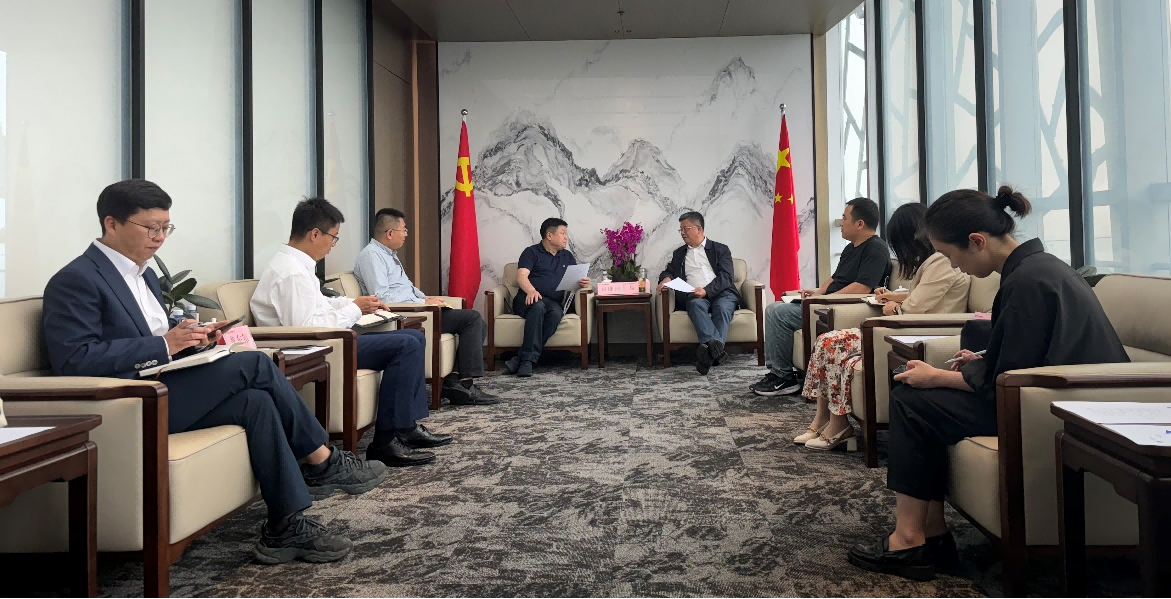 美彩国际 官网到四川省村落发展集团走访调研(1).png